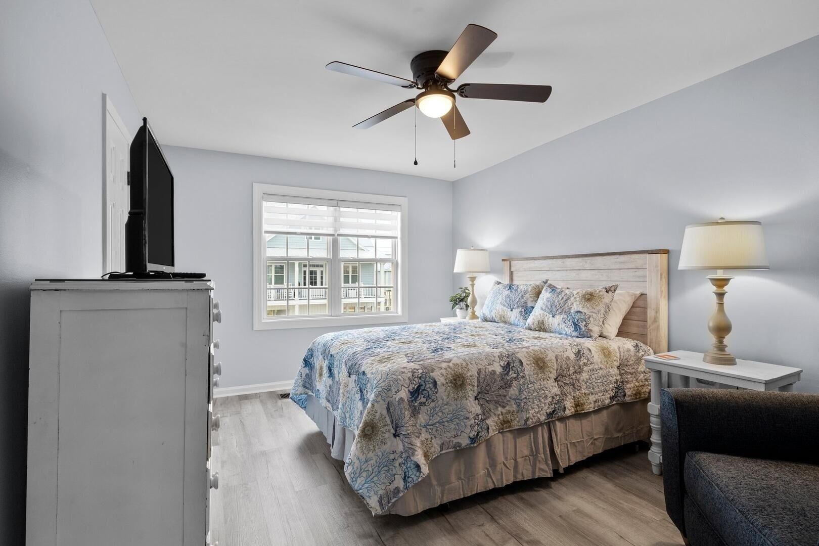 Condo, 2 Bedrooms