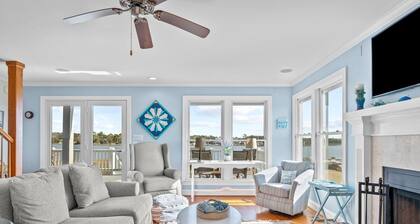 Downeast Retreat 4 Bedroom Home by RedAwning