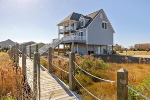 Exterior - Downeast Retreat 4 Bedroom Home by RedAwning (Beaufort)