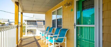 Condo, 3 Bedrooms | Property grounds