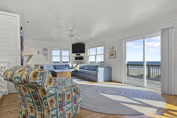 House, 4 Bedrooms | Living area - Suncatcher 4 Bedroom Home by RedAwning (Atlantic Beach)