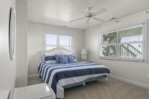 4 bedrooms, free WiFi - Suncatcher 4 Bedroom Home by RedAwning (Atlantic Beach)