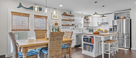 บ้านพัก, 3 ห้องนอน | ร้านอาหาร