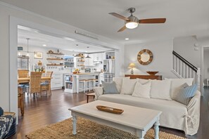 Casa, 3 quartos | Área de estar