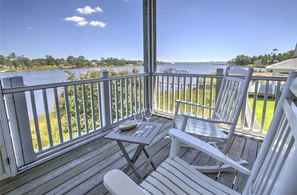 House, 4 Bedrooms | Property grounds