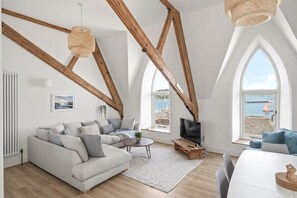 Téléviseur, chaîne audio