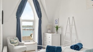 3 soverom, strykejern/-brett, wi-fi og sengetøy
