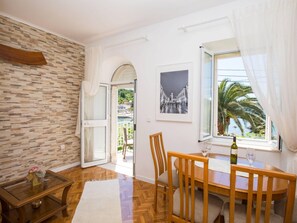 Apartment | Dining - Apartments Vidak - One Bedroom Apartment With Balcony and Sea View - (Konavle)