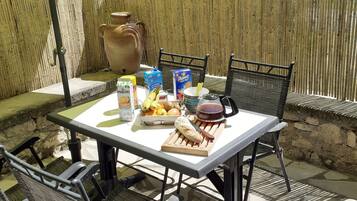 Buiten dineren