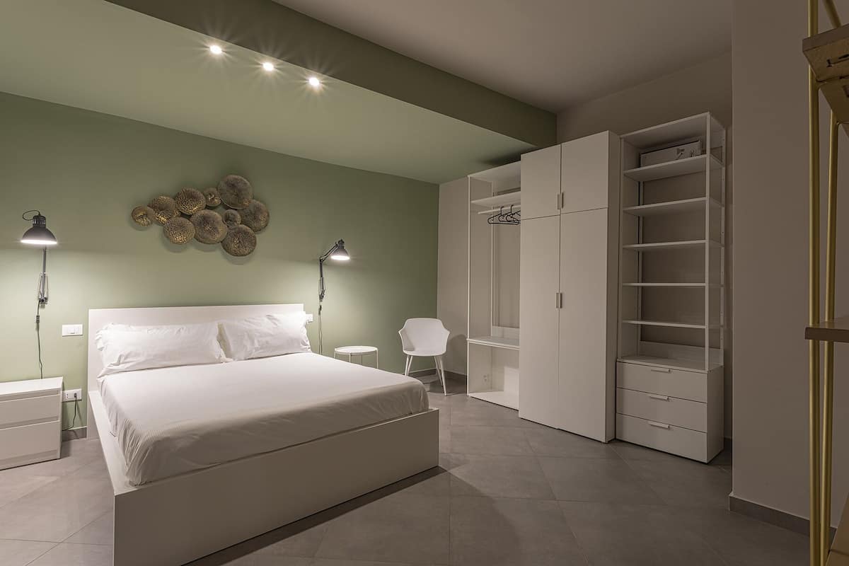 Apartamento básico | 1 dormitorio, tabla de planchar con plancha, cunas (de pago)