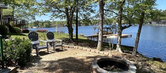 Lakefront Getaway - 2Bd 1 Ba - Boat Dock