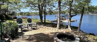 Lakefront Getaway | 2Bd 1Ba | Boat Dock