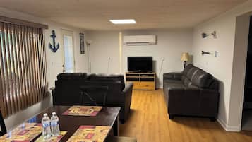 Smart-tv och eldstad