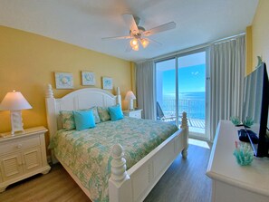 2 bedrooms, iron/ironing board, travel cot, free WiFi - Beachfront, Pools and Hot Tubs (Gulf Shores)
