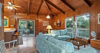 Dogwood Treehouse 4 Bedroom Home by RedAwning