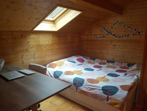 3 dormitorios, tabla de planchar con plancha, wifi y ropa de cama