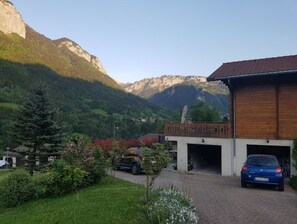 Enceinte de lâhĂ©bergement