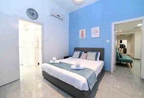 Villa | 4 bedrooms, in-room safe, iron/ironing board, bed sheets