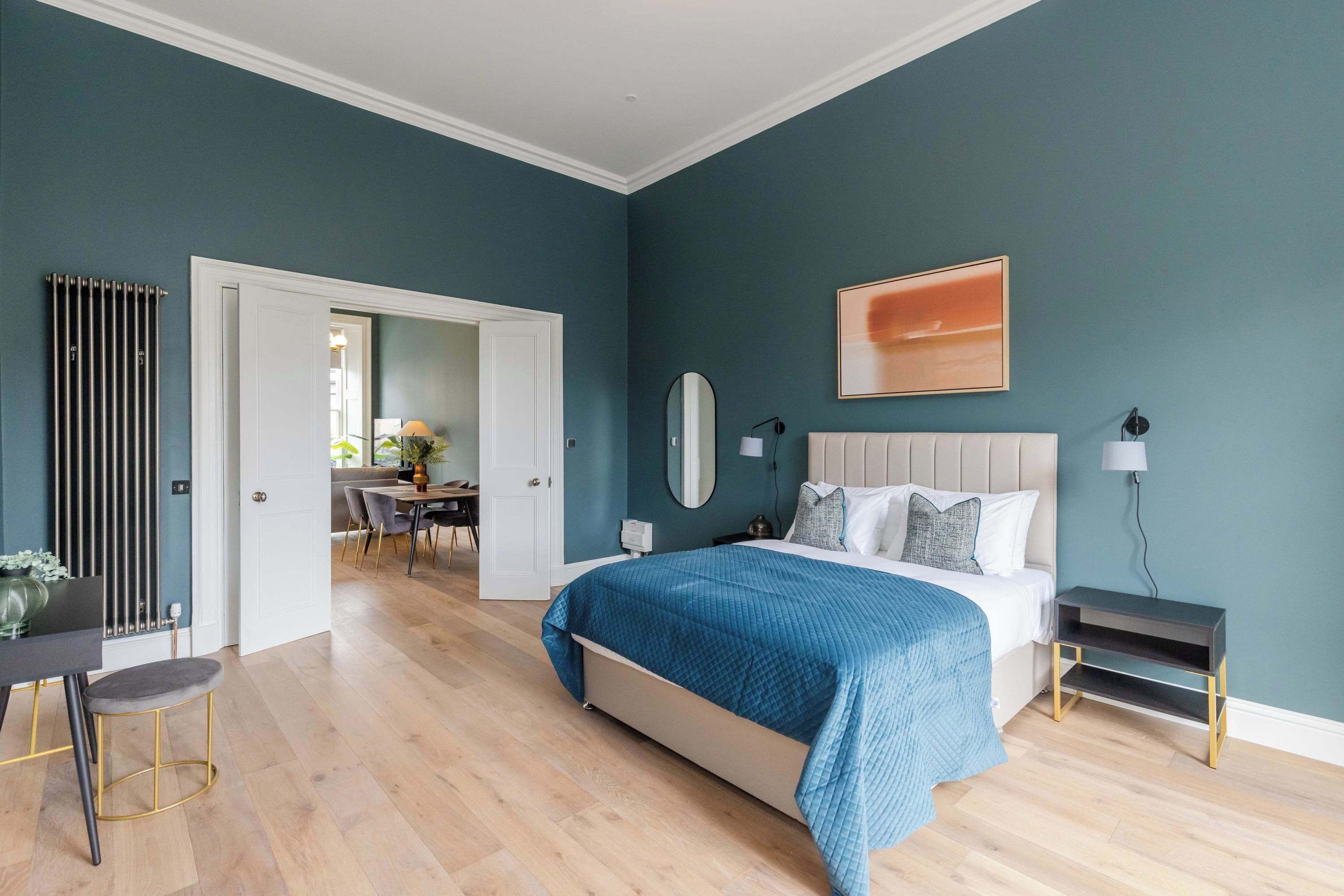 1 slaapkamer, een strijkplank/strijkijzer, reisbedje, wifi