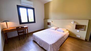 5 chambres, Wi-Fi, draps fournis