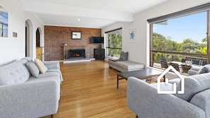 Smart TV, fireplace, DVD player