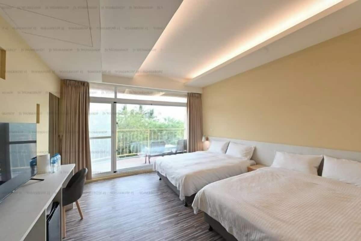 1 bedroom, free minibar, free WiFi