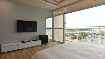 1 bedroom, free minibar, free WiFi
