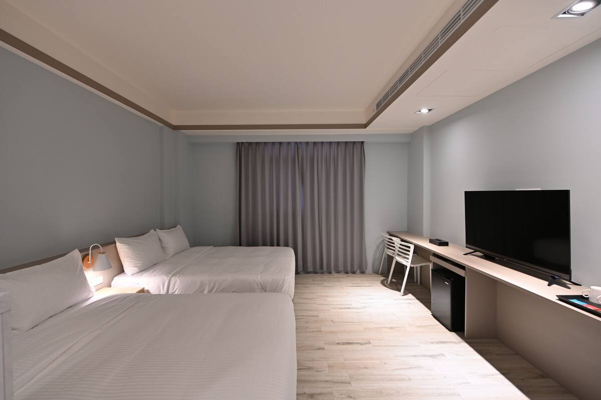Klassieke vierpersoonskamer, 1 slaapkamer | Een gratis minibar, gratis wifi