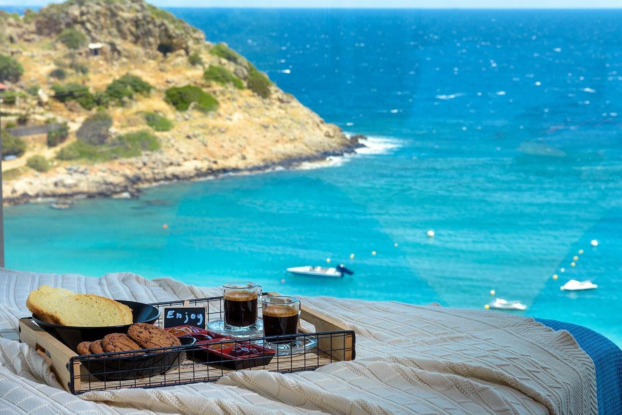 Beachfront 2 Bedroom Villa With Jacuzzi