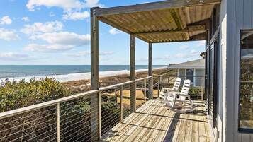 House, 5 Bedrooms | Property grounds