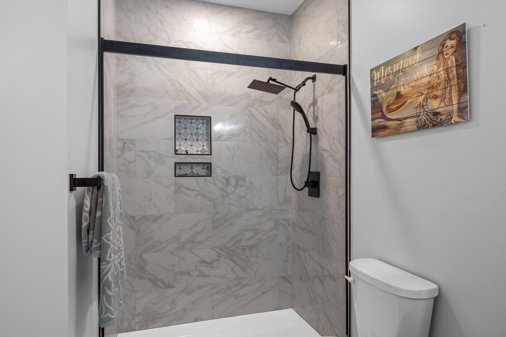 Shell Point 2 Bedroom Condo by Redawning