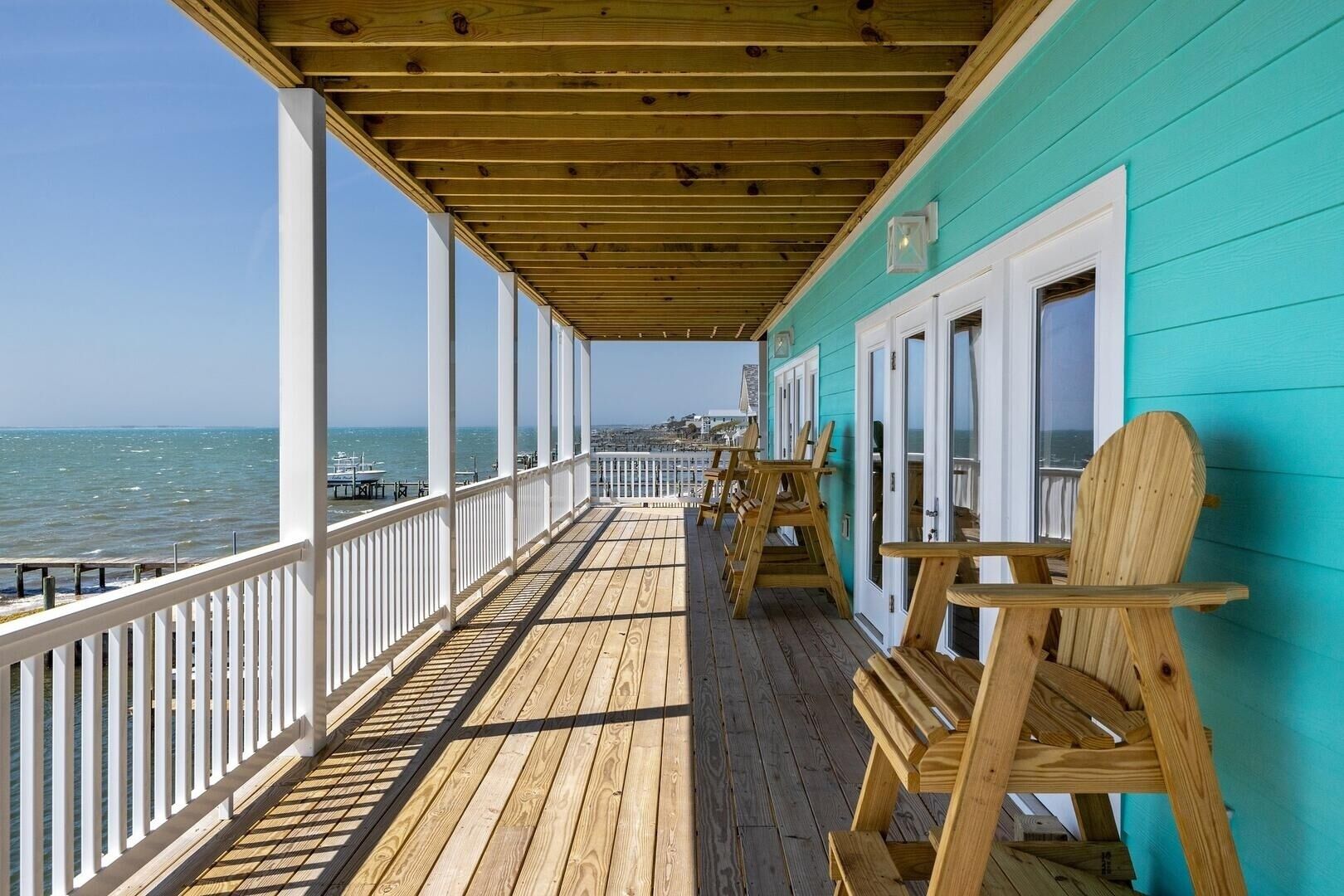 Shell Point 2 Bedroom Condo by Redawning