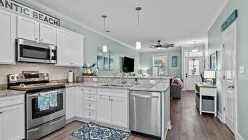 Kondominium, 3 kamar tidur | Dapur pribadi | Lemari es, oven, mesin pembuat kopi/teh, dan pemanggang roti