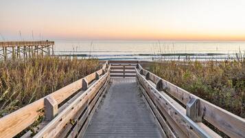 Condo, 3 Bedrooms | Pantai