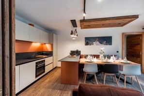Fridge, microwave, oven, dishwasher