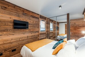 2 slaapkamers, een strijkplank/strijkijzer, gratis wifi, beddengoed