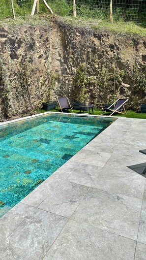Piscine extérieure, piscine chauffée