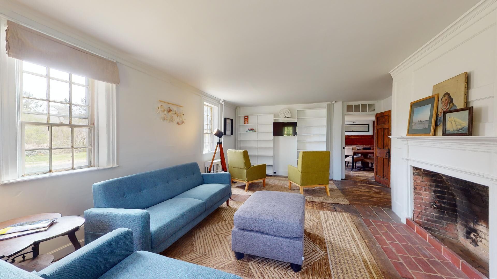 3 bedroom apartment in antique Truro home.