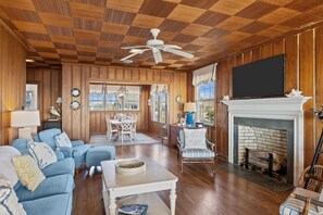 Maison, 5 chambres | Coin séjour