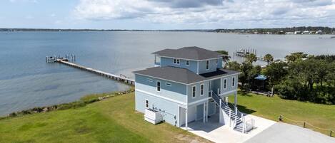 المنشأة من الخارج