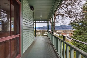 House, 1 Bedroom | Property grounds