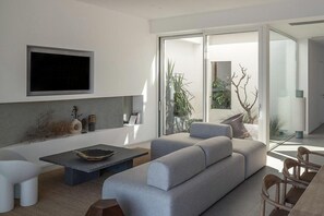 Villa | 5 bedrooms - Brand new Beachfront 5 Bedroom Villa (Agios Nikolaos)