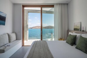 Villa | 5 bedrooms - Brand new Beachfront 5 Bedroom Villa (Agios Nikolaos)