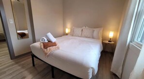 2 bedrooms, iron/ironing board, travel cot, free WiFi - Antelope Loft in Custer, #1 (Custer)