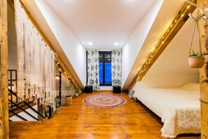 2 bedrooms, Internet - Retro Casa w Historic Courtyard & Terrace (T'bilisi)