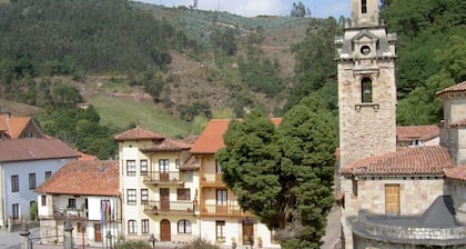 Superb 3 Bedroom Rural House in the Centre of Historic Puente Viesgo