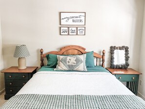 4 bedrooms, in-room safe, free WiFi, bed sheets