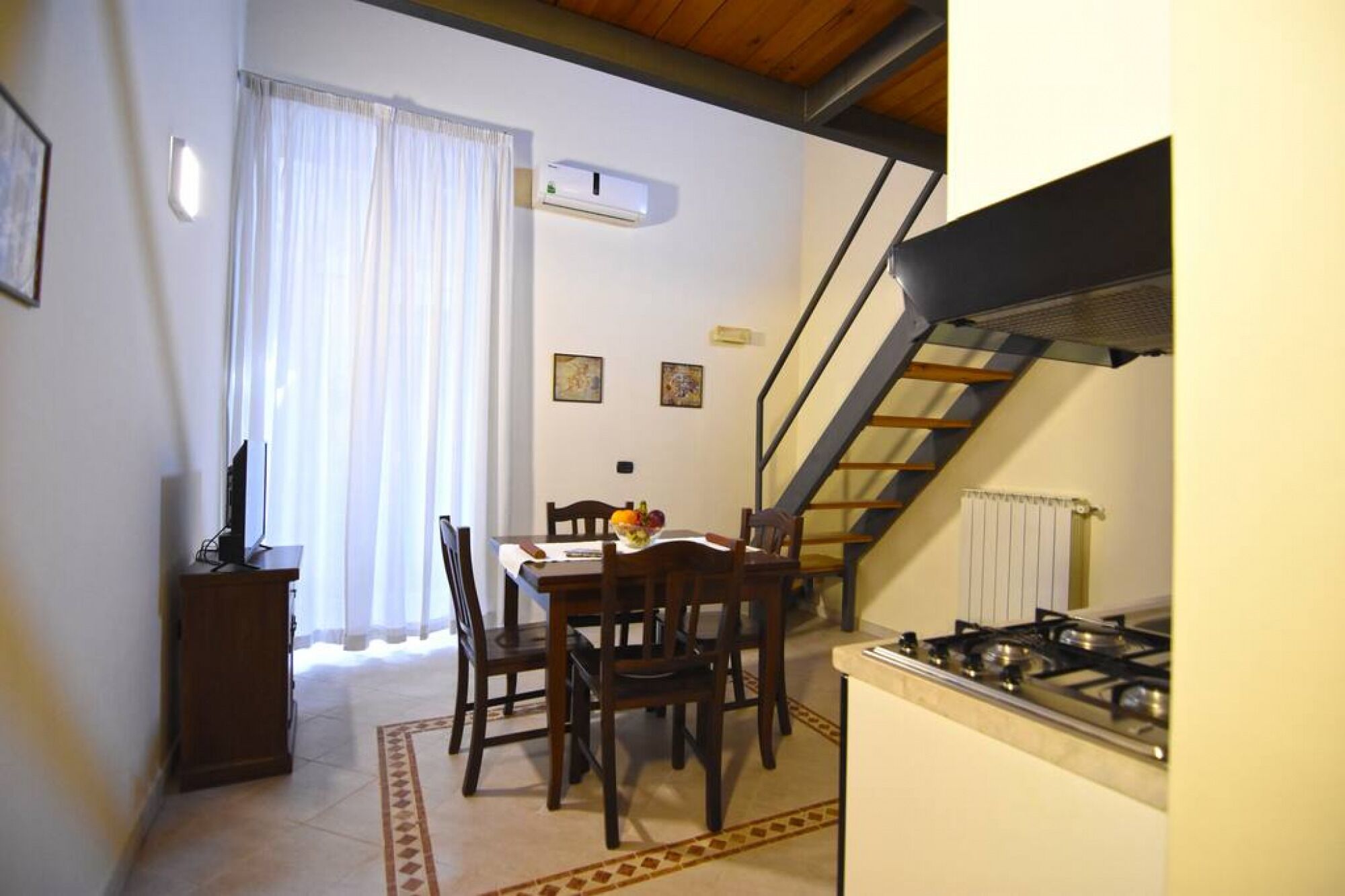 Kamar