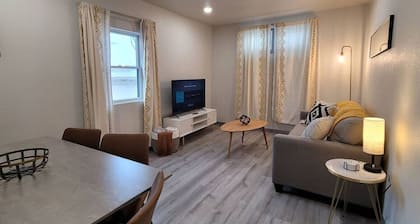 Bighorn Loft in Downtown Custer, Sleeps 6