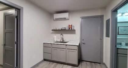 Bighorn Loft in Downtown Custer, Sleeps 6